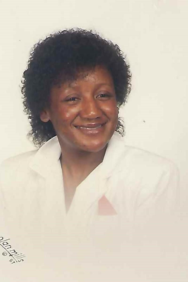 gloria robinson